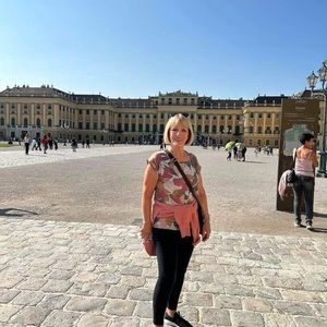 Meet your Posher, Diane